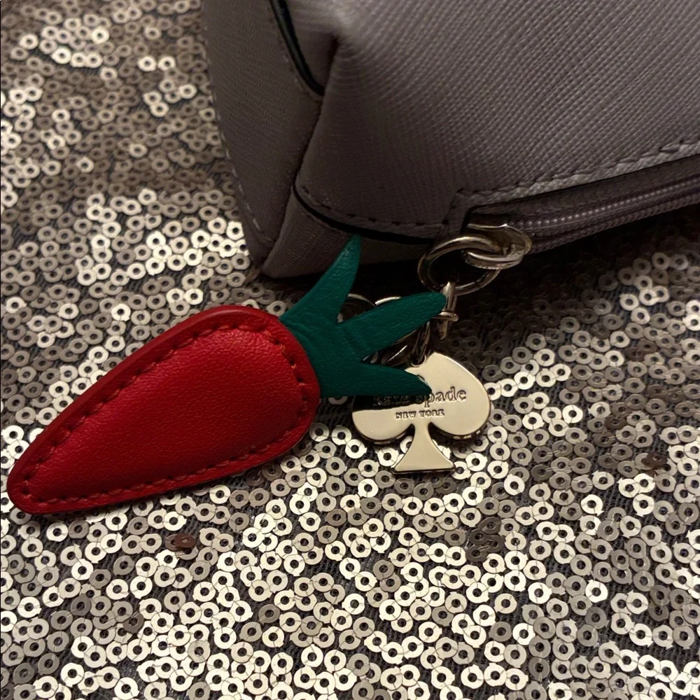 Gray Bunny Coin Purse Kate Spade w Carrot Zip & Fuzzy Tail Leather 2017 - Picture 6 of 10